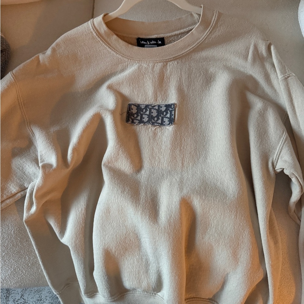 Beige Sweatshirt with DIOR Patterned Patch - image 1